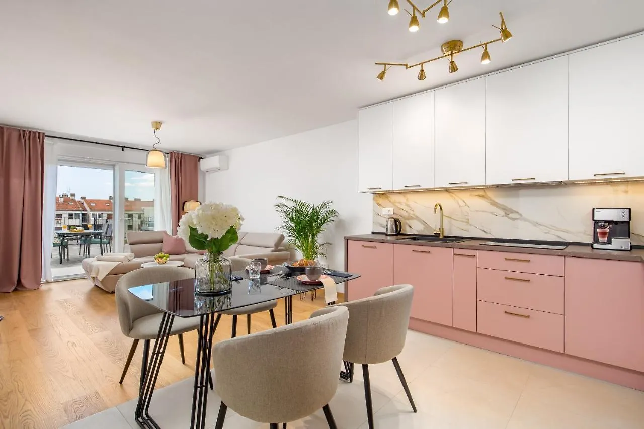 Seaview Apartment „Megan“ With Sunny Terrace Kastav